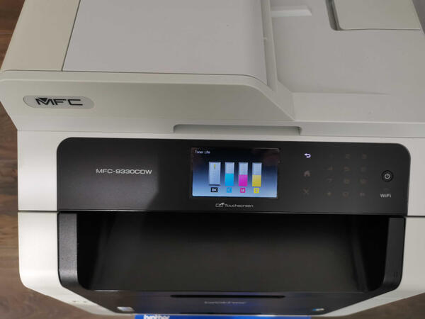 Brother MFC 9330 CDW low black toner warning on display